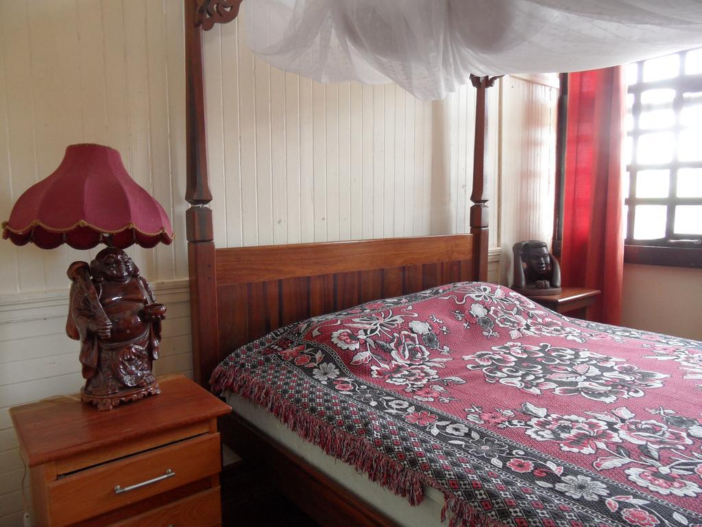 Guesthouse Un Pied-A-Terre Paramaribo Kültér fotó