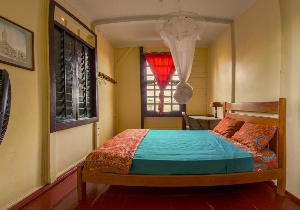 Guesthouse Un Pied-A-Terre Paramaribo Kültér fotó