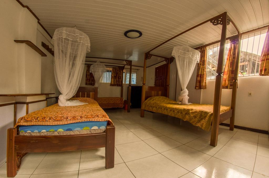Guesthouse Un Pied-A-Terre Paramaribo Kültér fotó