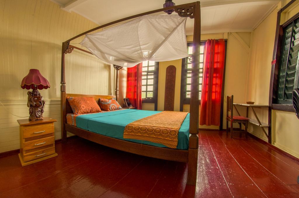 Guesthouse Un Pied-A-Terre Paramaribo Kültér fotó